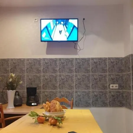 Stadtrand 3*