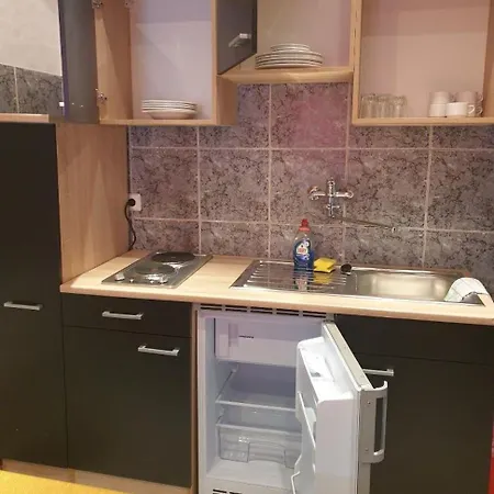 Stadtrand 3*
